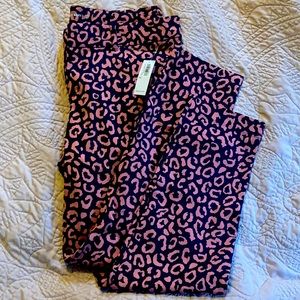 🛍Old Navy Pixie Ankle Pants